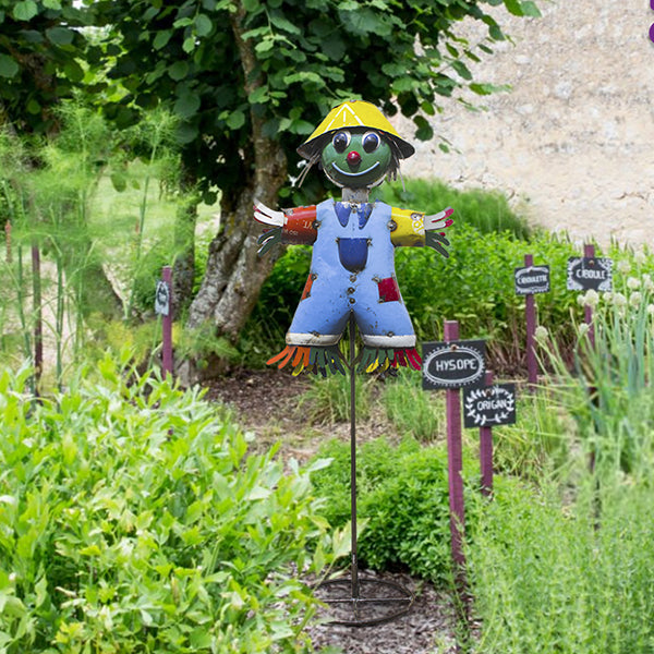 Barnyard Summer Scarecrow