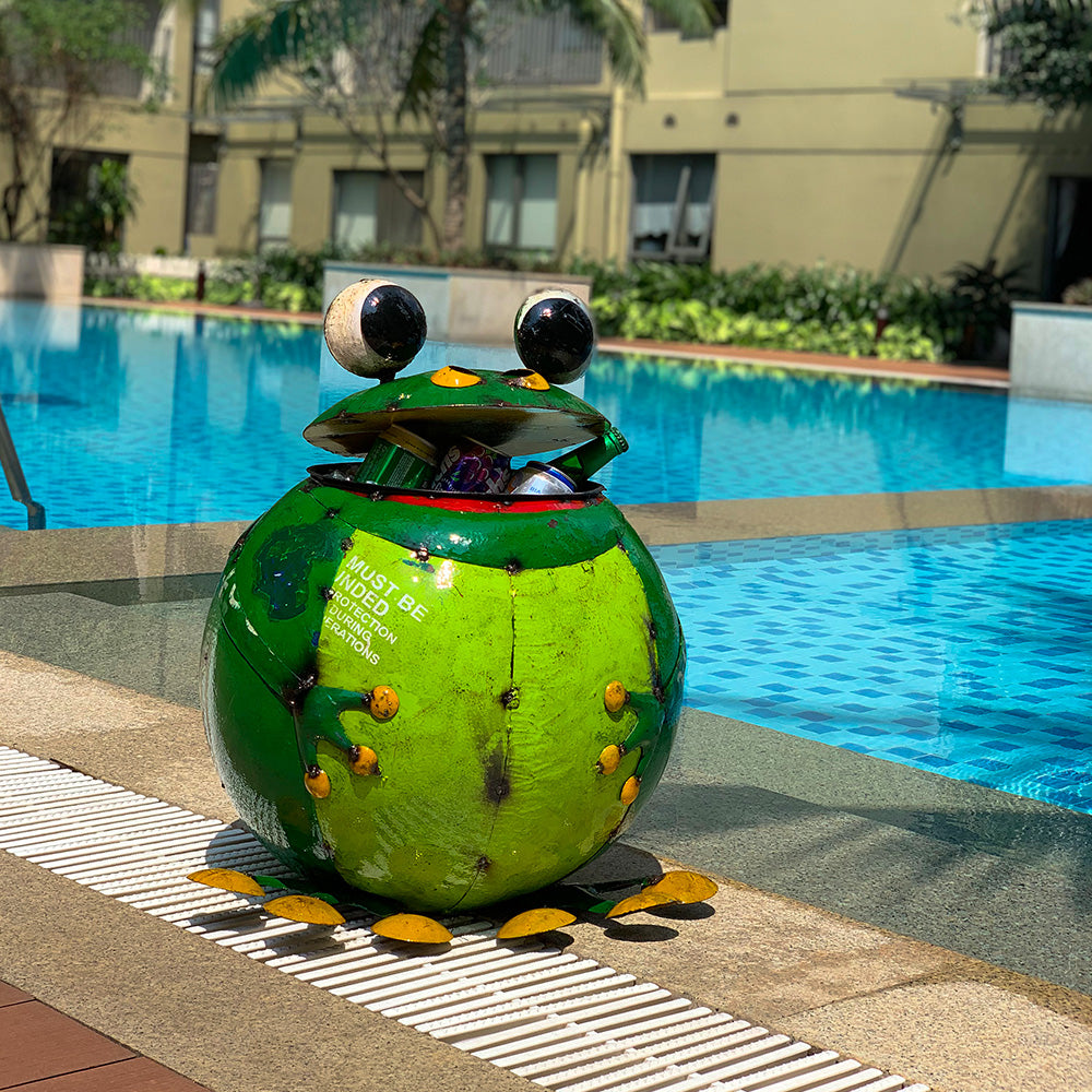 Barnyard Frog Beverage Tub