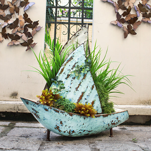 Hemingway Planter