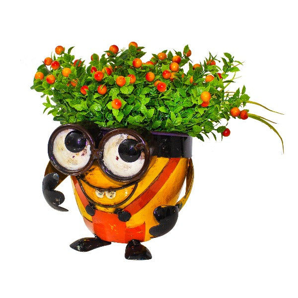 crazy plant pots Think Outside Kevin Crazy Me Pot