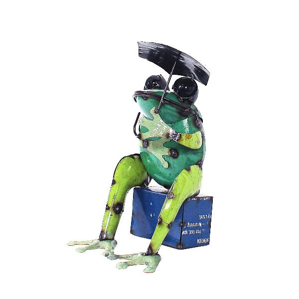 [Pre-order] Iron Sitting Frog With Umbrella